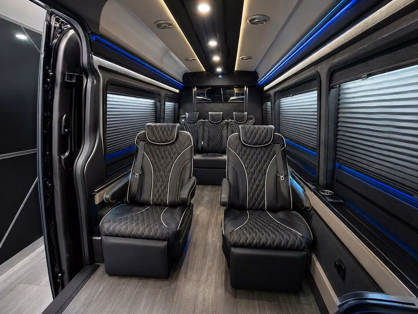 hotel and convention center airport shuttle service in jersey city