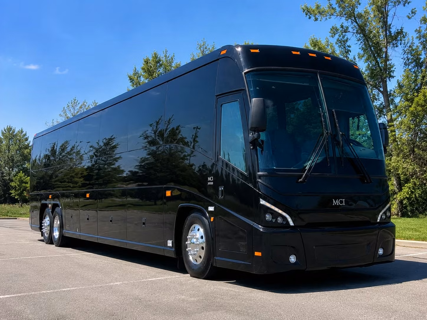 minibus rentals for jersey city school trips to ellis island and the statue of liberty